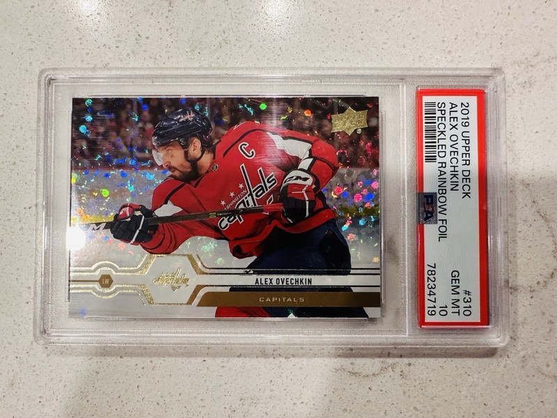 2019 UPPER DECK #310 ALEX OVECHKIN SPECKLED RAINBOW FOIL PSA 10 POP 11
