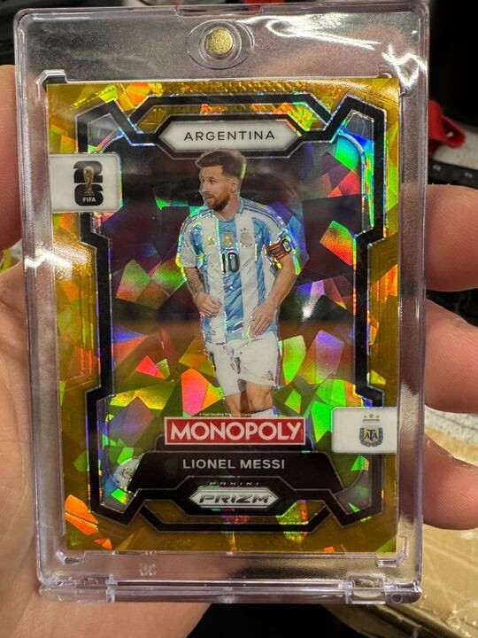 Lionel Messi 2026 Panini Prizm FIFA World Cup Soccer Cracked Gold Ice Argentina