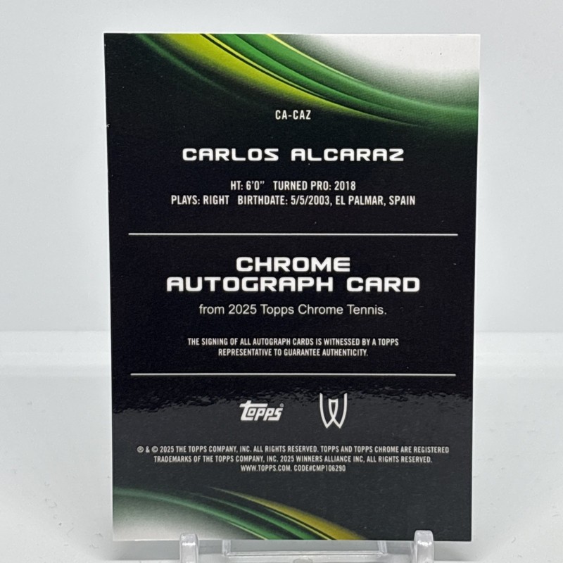 2025 Topps Chrome Tennis - Carlos Alcaraz #CA-CAZ Gold Geometric Auto /50 view 2