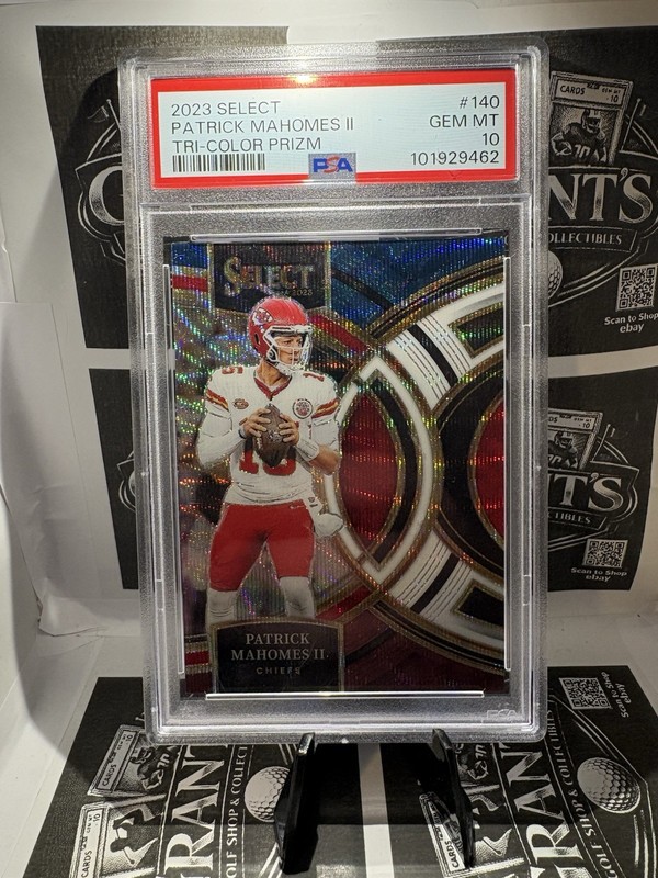 2023 Panini Select - Premier Level Patrick Mahomes II #140 Tri-Color Prizm /225