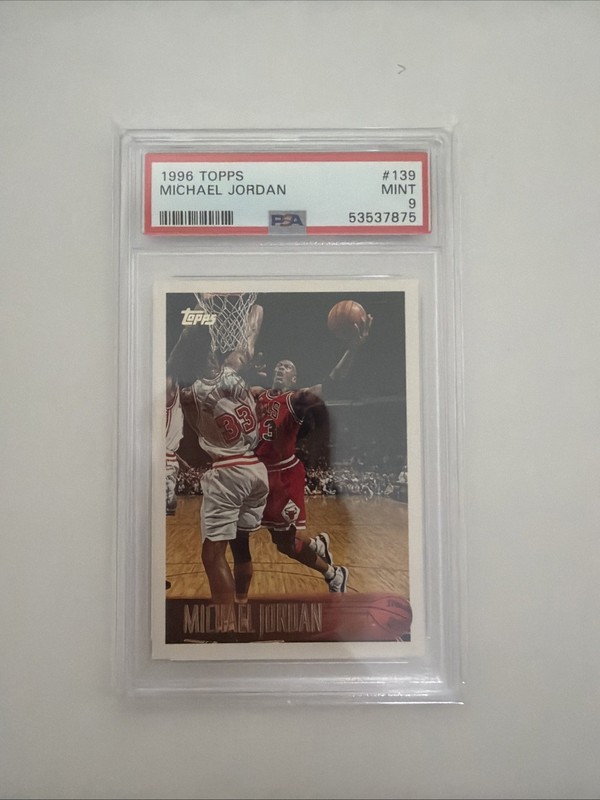 1996 Topps Micheal Jordan #139 PSA 9