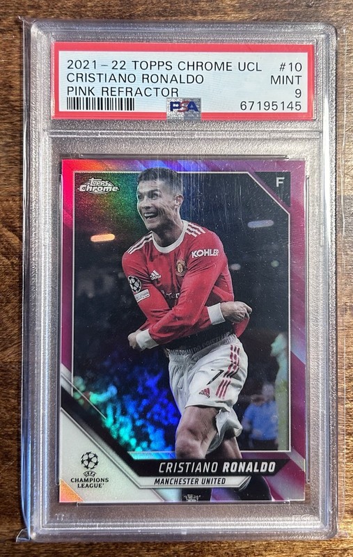 2021-22 Topps Chrome UCL Cristiano Ronaldo Pink Refractor /175 PSA 9