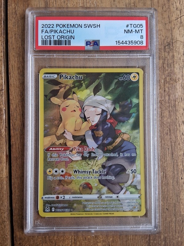 2022 POKEMON SWORD & SHIELD LOST ORIGIN #TG05 FULL ART/PIKACHU PSA 8