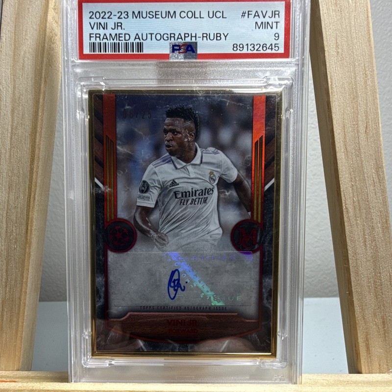 Topps 2022-23 Museum UCL Vini Jr FA-VJR Gold 🌟Framed Auto Ruby /25 PSA 9 RM ⚽️