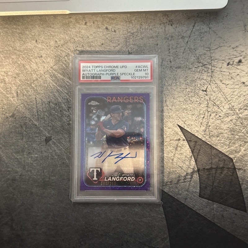 2024 Topps Chrome Update Wyatt Langford RC Purple Speckle Auto /299 PSA 10