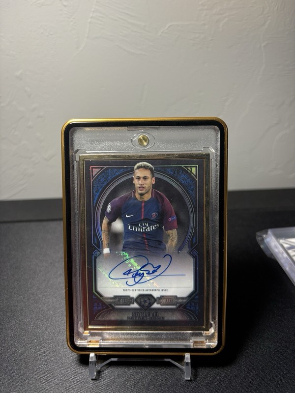 2018 Topps Museum Neymar Jr. Gold Frame autograph 38/30