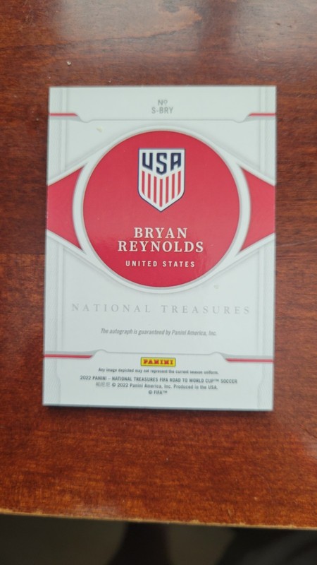 2022 BRYAN REYNOLDS /99 AUTO PANINI NATIONAL TREASURES FIFA ROAD TO WORLD CUP view 2