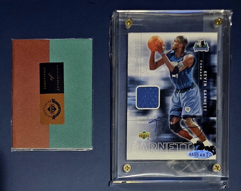 2000 Upper Deck Kevin Garnett Game Used Oversize Jersey Auto w/UD COA Exquisite