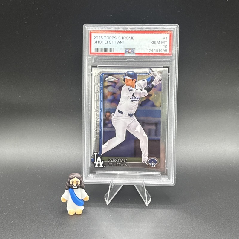 2025 Topps Chrome Shohei Ohtani PSA 10 Dodgers #1 Gem Mint MVP