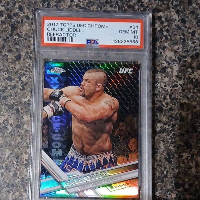 Topps 2017 Chrome UFC Chuck Liddell #54 Refractor PSA 10 Graded Card