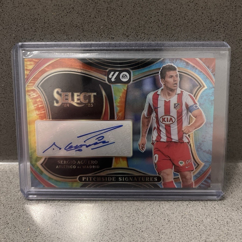 Panini Select La Liga Pitchside Signatures  Sergio Agüero Auto Prizm /10 PS-SA