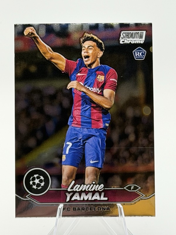 Lamine Yamal 2023-24 Topps Stadium Club Chrome Rookie RC #27