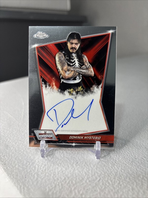 2026 WWE Topps Chrome Dominik Mysterio Auto