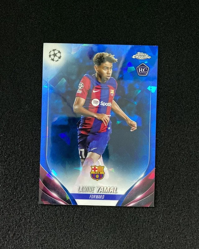 2023-24 Topps Chrome UCC Sapphire #64 Lamine Yamal RC Rookie Barcelona xxs JW62