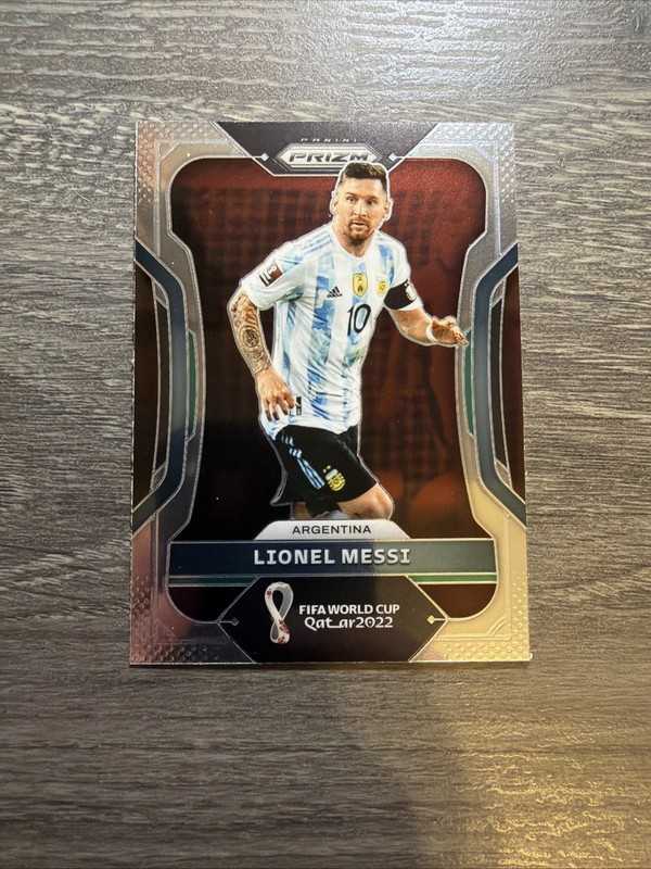 2022 FIFA World Cup Qatar Panini Prizm Lionel Messi Argentina Base #7