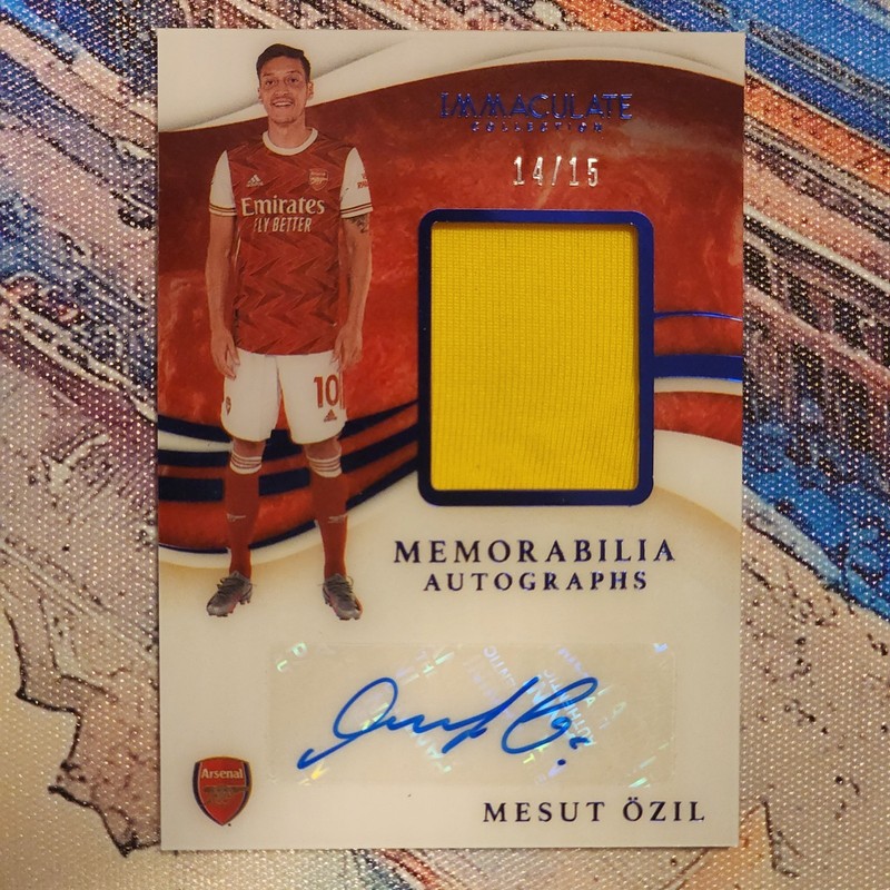 2020 Panini Immaculate Mesut Ozil Match Worn Patch Auto /15