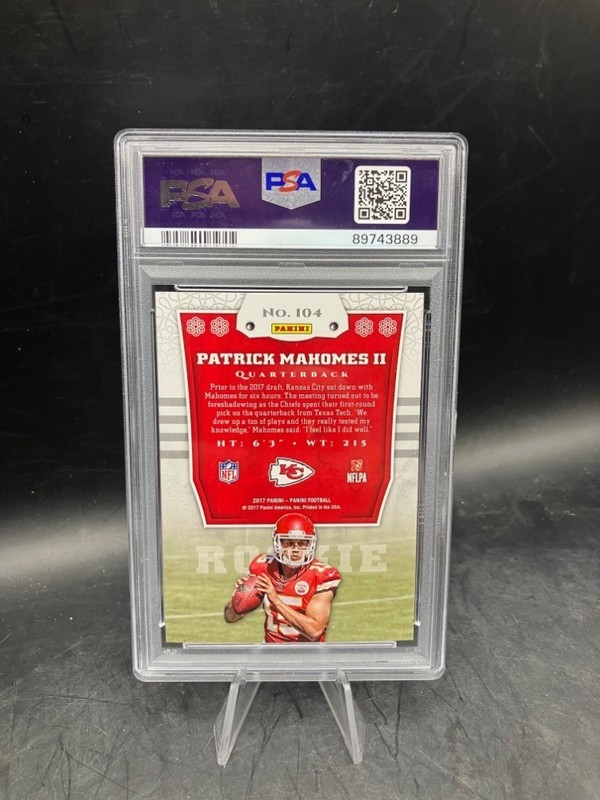 2017 Panini Patrick Mahomes II  #104 (RC) -PSA 🔥GEM MINT 10🔥 view 2