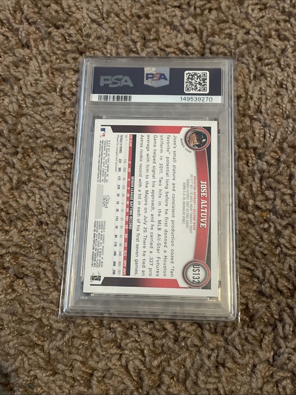 2011 Topps Update Series Jose Altuve #US132 (RC) PSA 10 view 2
