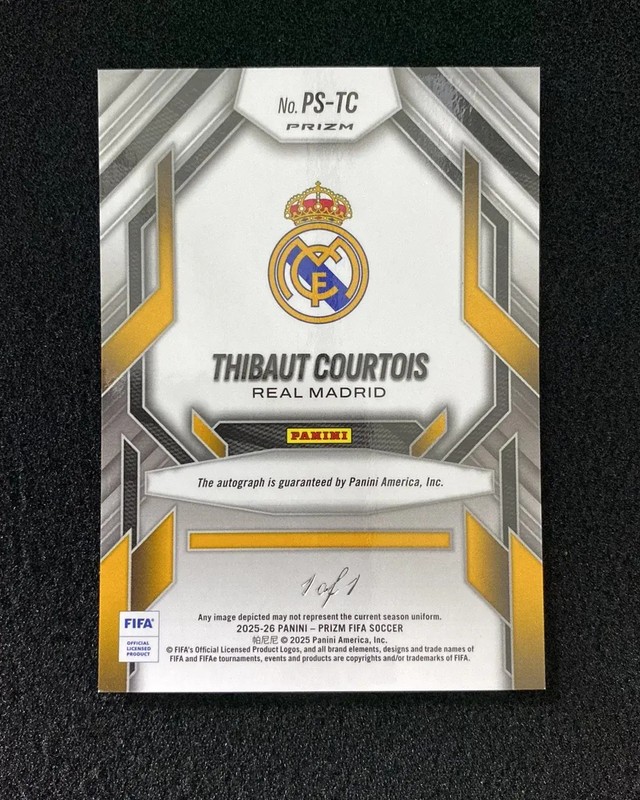 2025-26 Panini Prizm FIFA Prolific Black Shimmer Thibaut Courtois Auto 1/1 JC22 view 2