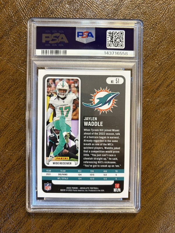 🔥2022 Absolute Jaylen Waddle Red Squares /499 PSA 10 view 2