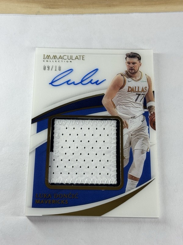 2020-21 Immaculate Luka Doncic Patch Auto Gold /10 SSP Player Worn On Card