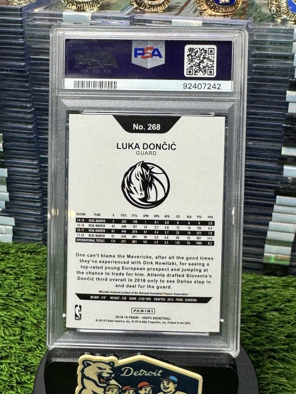2018 Panini Hoops Luka Doncic Rookie RC #268 PSA 9 Mint Mavericks Superstar view 2