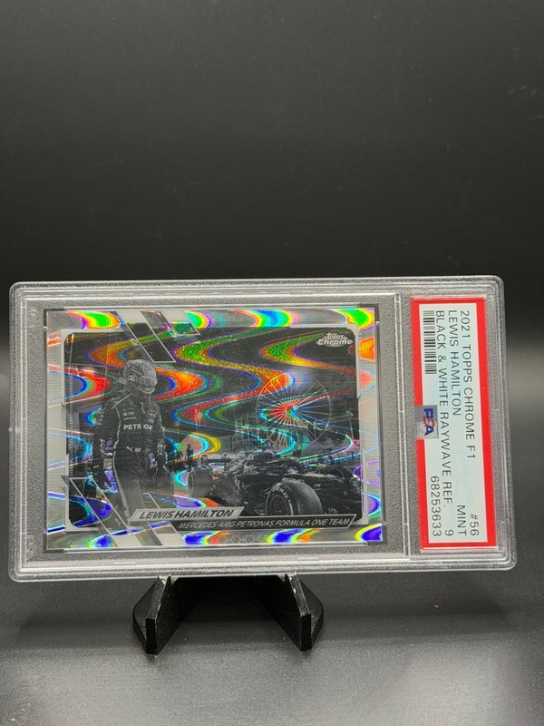 2021 Topps Chrome F1 Lewis Hamilton PSA 9