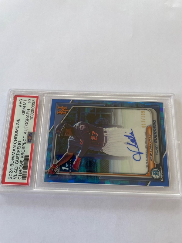 Vladi Guerrero Sapphire Auto #/199 🔥 2024 Bowman  1st Chrome Sapphire PSA  10 view 2