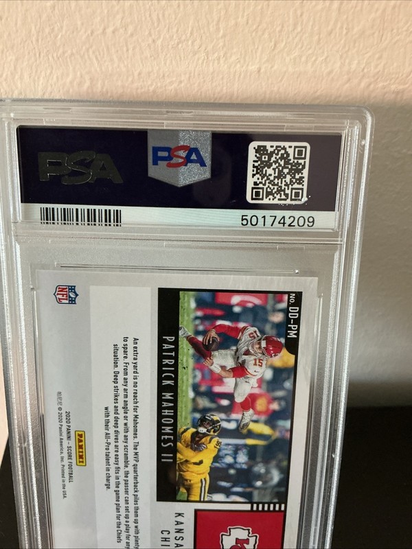 2020 Panini Skaar, Patrick Mahomes Psa 10 ￼ Number Dd-Pm Deep Dive Purple Back