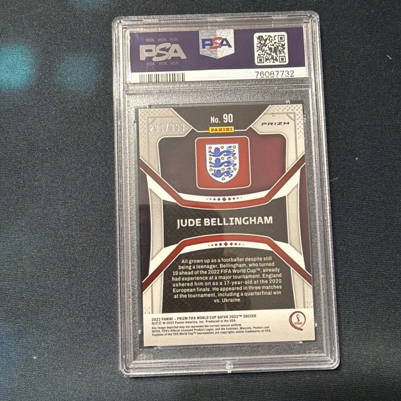 JUDE BELLINGHAM 2022 RC Panini Prizm World Cup Qatar 90 Red 201/399 PSA 10 view 2