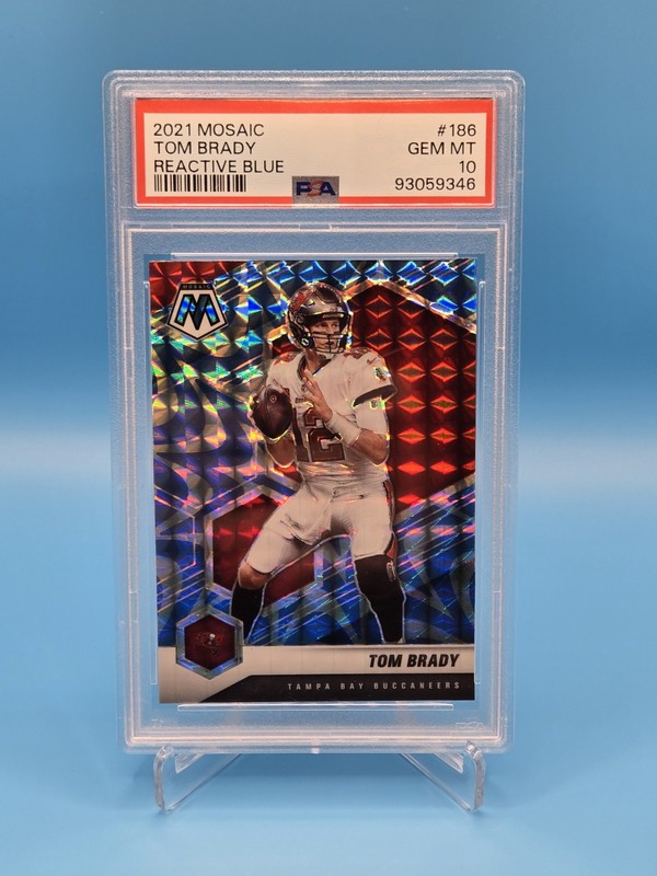 2021 Panini Mosaic Tom Brady #186 Reactive Blue Prizm PSA 10