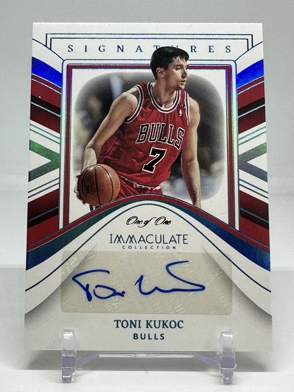 2022-23 Panini Immaculate Toni Kukoc Bulls Signatures Auto #IMS-TKU 1/1 Flawless