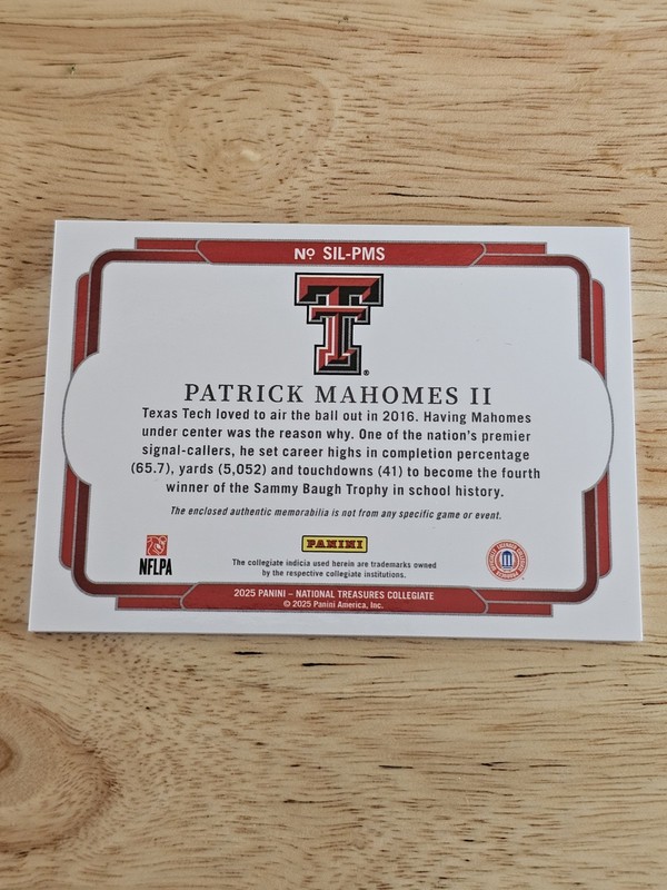 2025 National Treasures Patrick Mahomes  3 color Jumbo Patch /10 view 2