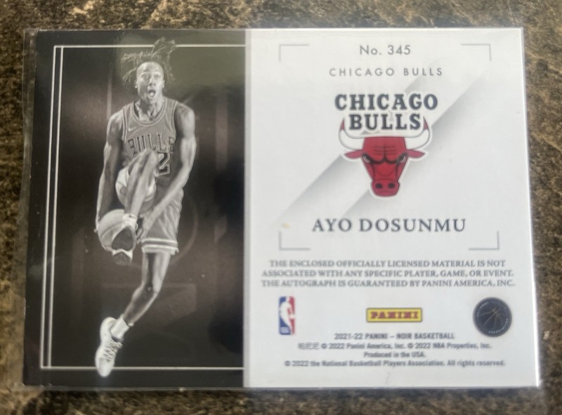 2021-22 Panini Noir Rookie Patch Auto #345 Ayo Dosunmu #/99 RPA Chicago Bulls view 2