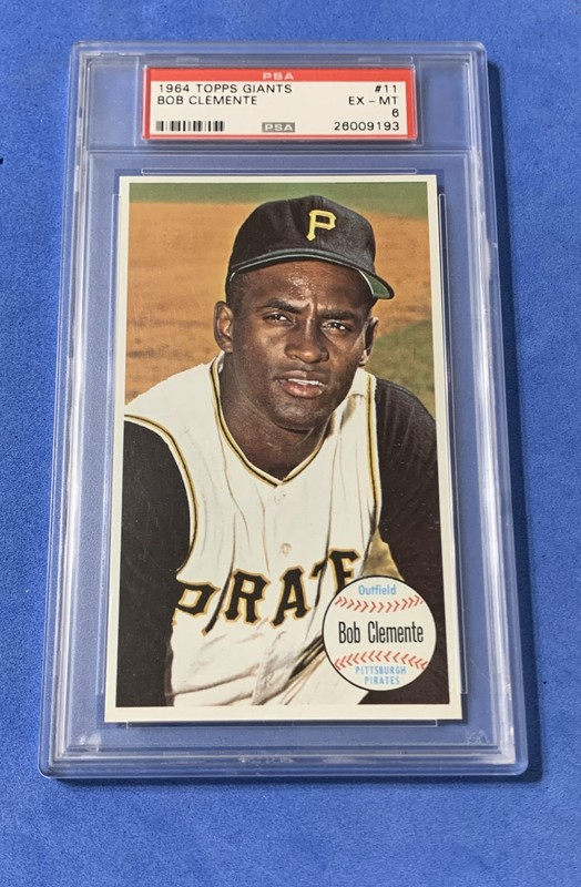 1964 Topps Giants - Roberto Clemente #11 Called Bob on Card