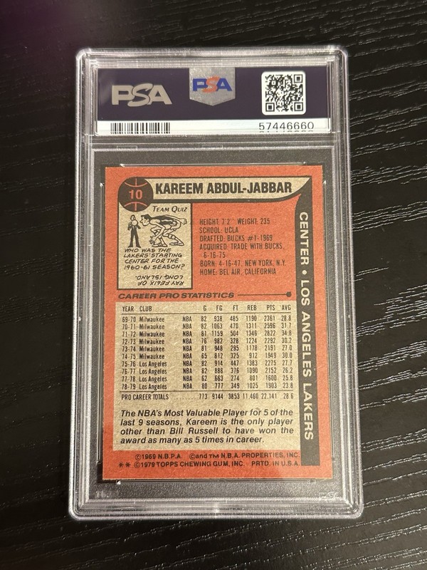 1979-80 Topps Kareem Abdul-Jabbar PSA 7 Great Centering #10 Los Angeles Lakers view 2