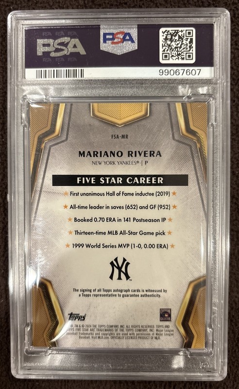 2002 Topps Five Star Mariano Rivera On Card Auto Green 11/15 PSA 8 #FSA-MR view 2
