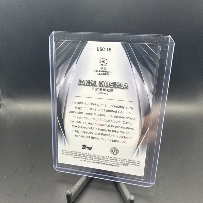 2023-24 Topps UEFA - Ultimate Stage Chrome Jamal Musiala Green Refractor /99 view 2