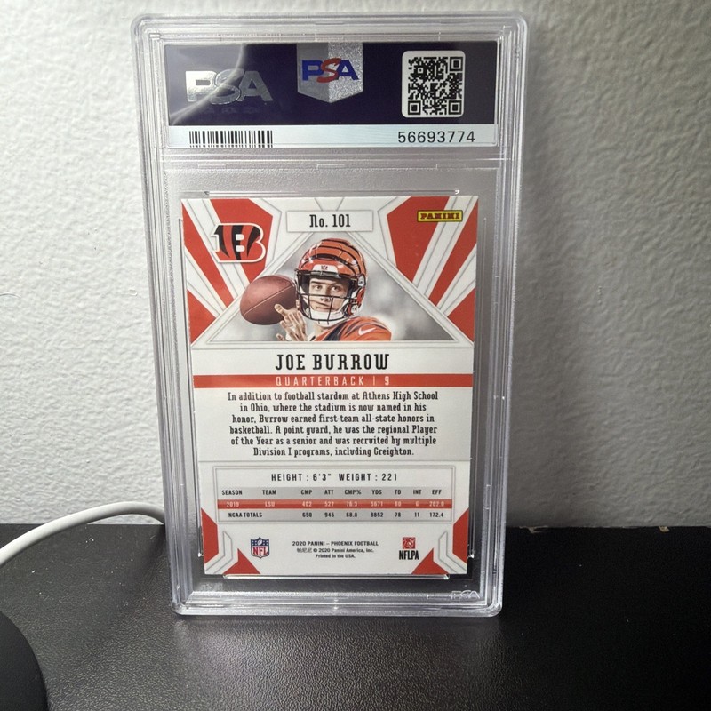 2020 Panini Phoenix - Rookies Joe Burrow #101 Fire Burst (RC) PSA 9 view 2