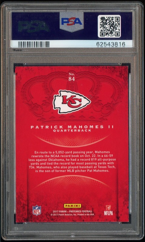 2017 Panini Crown Royale Holo Gold #84 Patrick Mahomes II RC Rookie 90/175 PSA 9 view 2
