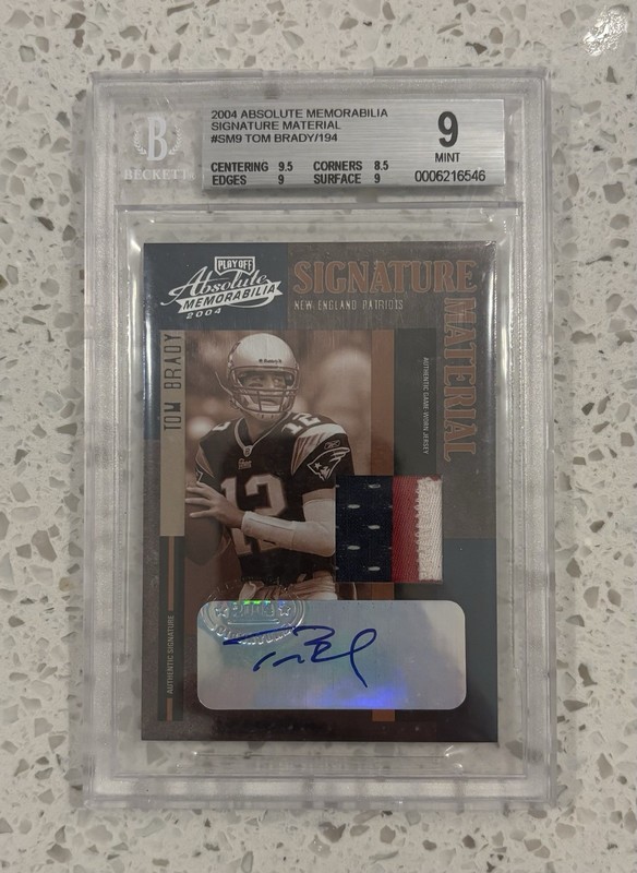 2004 Absolute Tom Brady Signature Material Patch Auto /194 #SM9 BGS 9 10