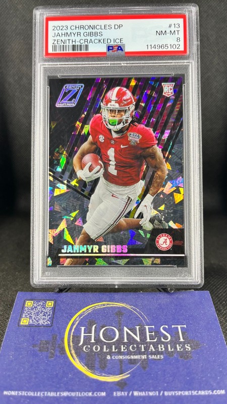 Jahmyr Gibbs /11 (RC, SP) Grade PSA 8 - 2023 Panini Zenith Cracked Ice /11 #13