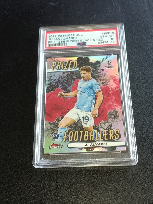 Julian Alvarez RC 2022-23 Topps Finest UEFA Fusion Black/Red Rookie PSA 10 POP 9 view 2