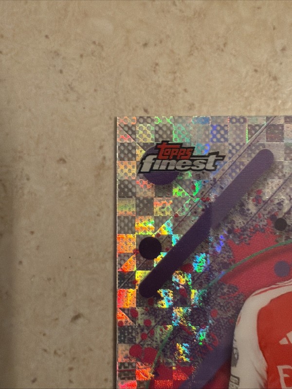 2025/26 Topps Finest Premier Bukayo Saka Checkerboard Refractor Uncommon view 2