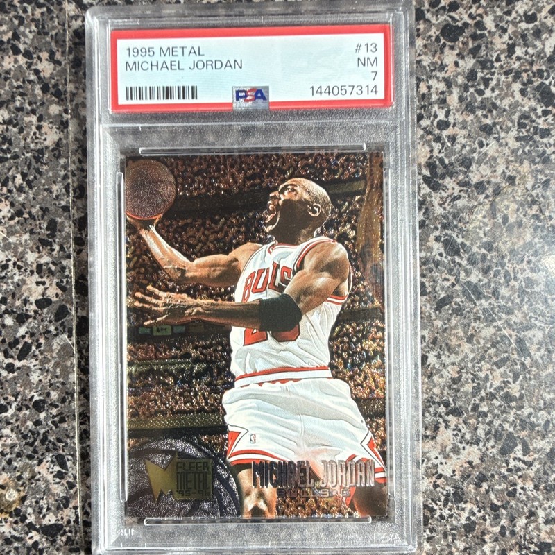 Fleer 1995-96 Fleer Metal Michael Jordan Chicago Bulls #13 PSA Graded