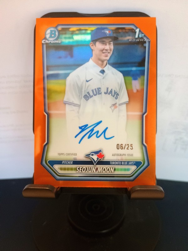 Seojun Moon 2026 1st Bowman Chrome True Orange Refractor Auto /25  Blue Jays🔥