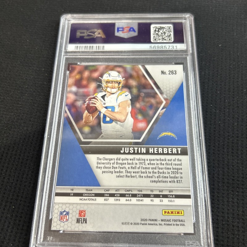2020 Mosaic *Justin Herbert* Chargers NFL DEBUT Rookie RC Card #263 PSA 10 view 2