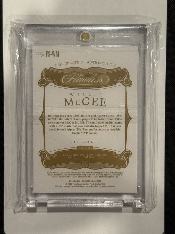 1/1 2018 Panini Flawless Willie McGee On Card Auto One of One Foil St. Louis SSP view 2