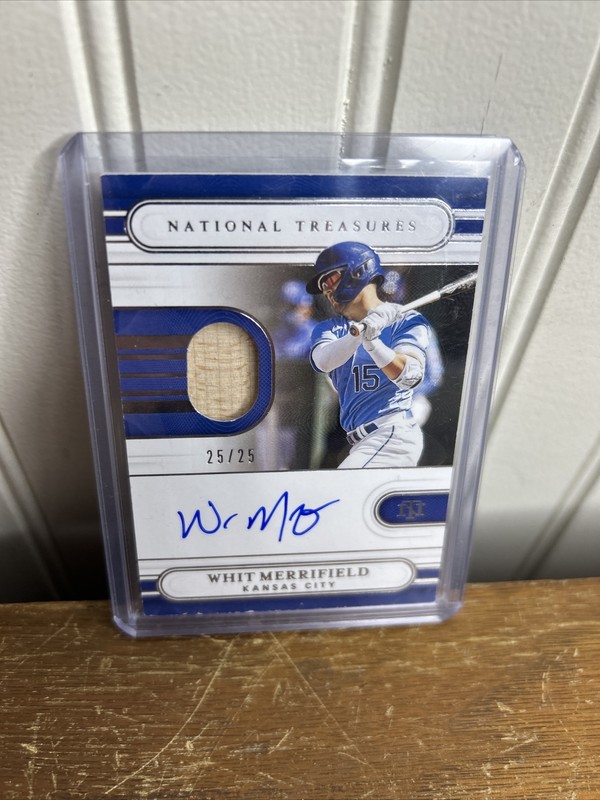 2021 National Treasures Treasured Bat Auto #37 Whit Merrifield #25/25