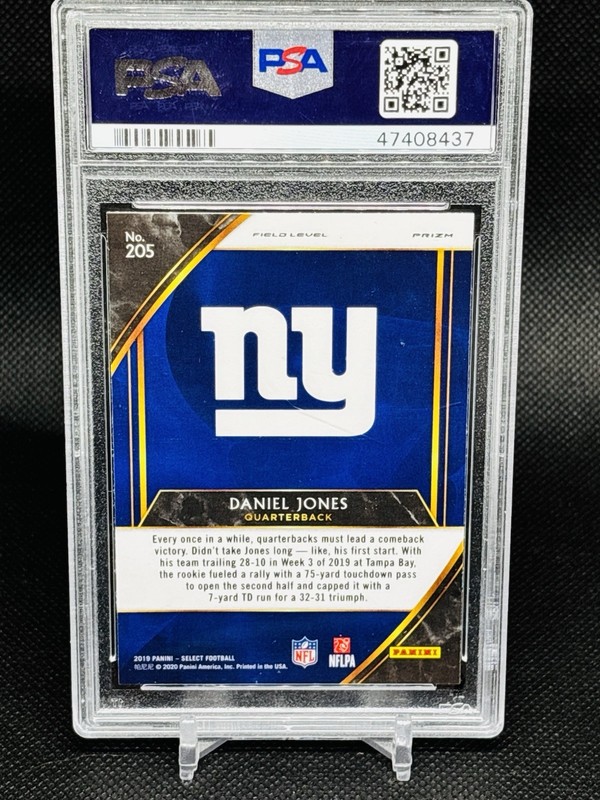 2019 Panini Select Field Level Daniel Jones #205 Silver Prizm Rookie PSA 10 Gem view 2